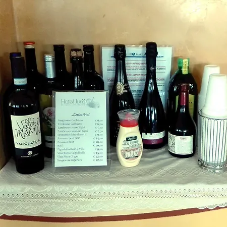 Jura 호텔 벨레지아아지마리나