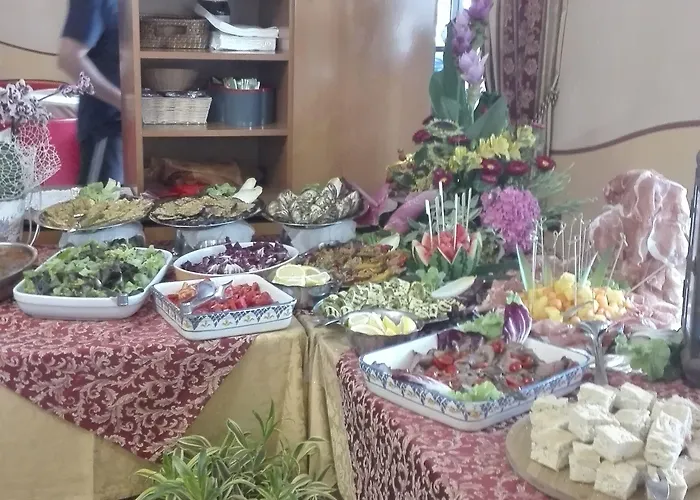 Jura فندق بيلاريا-إيجيا مارينا